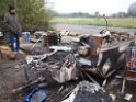 Wohnwagen ausgebrannt Koeln Muelheim Muelheimer Ring Piccoloministr P011